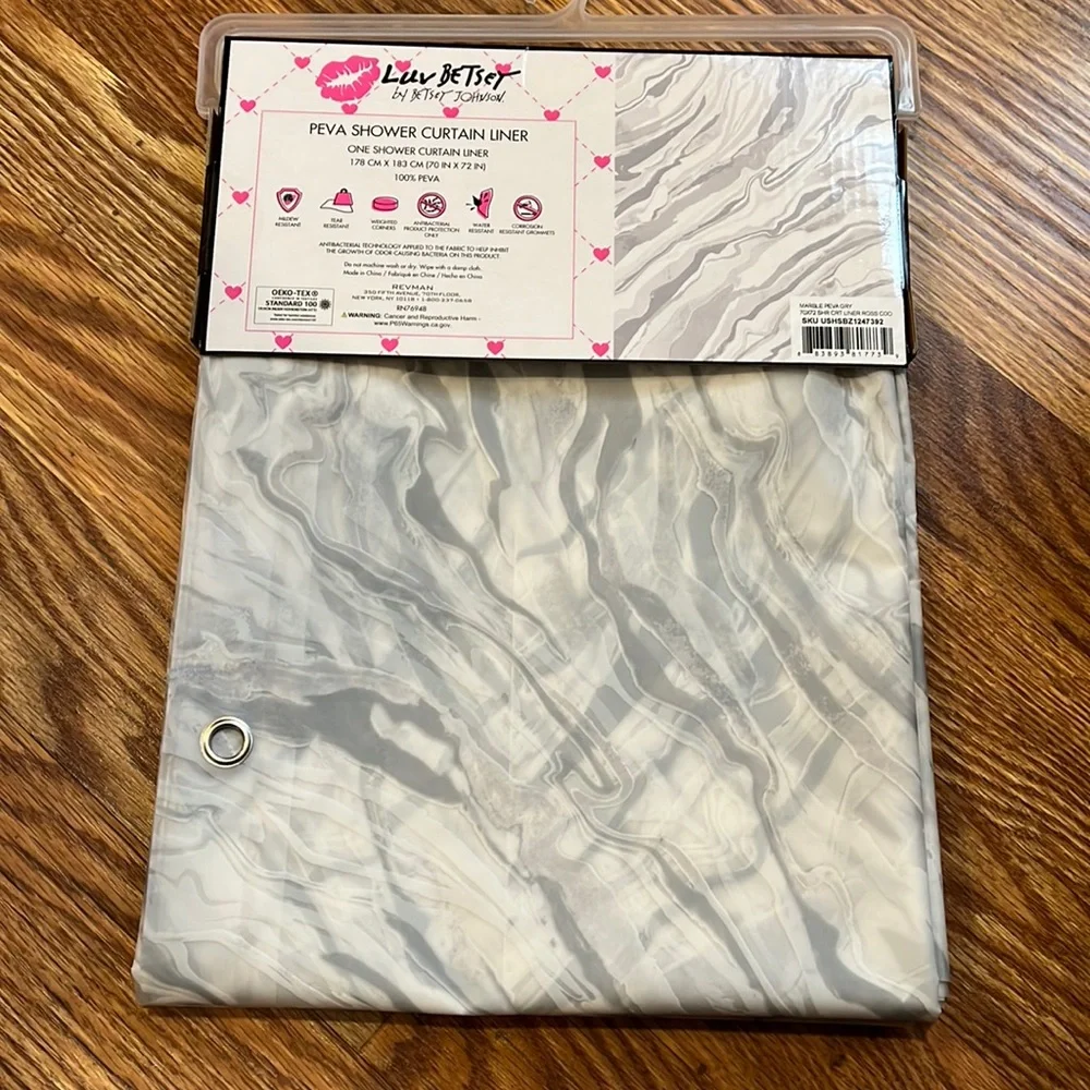 NWT Betsey Johnson shower curtain liner